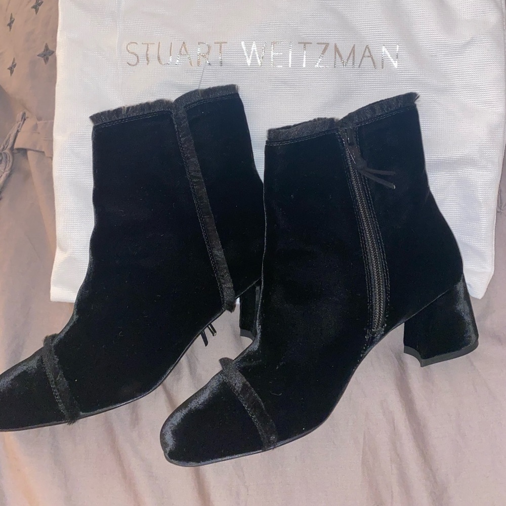 Stuart Weitzman on the fringe Bootie